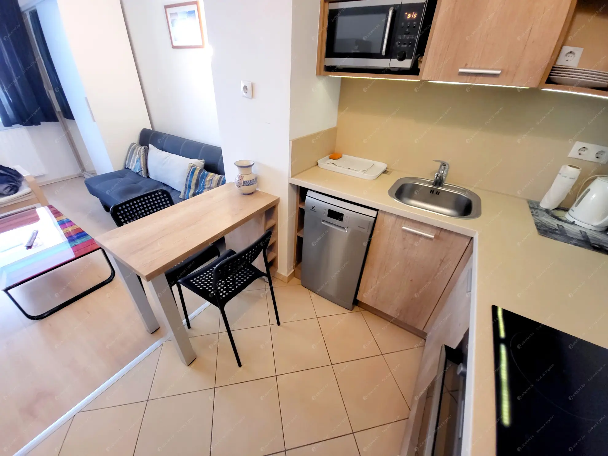 Kiadó albérlet 240000 Ft/hó áron: Budapest, XI. kerület  Kondorosi út. Mérete: 37 nm, 1 szobás | Alberlet.hu - 6617052