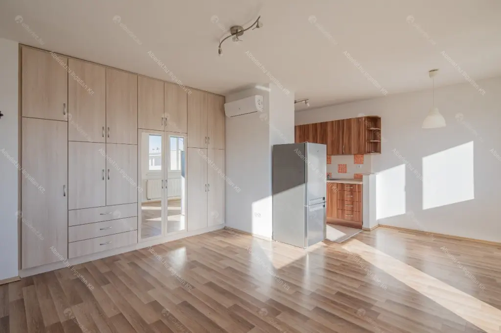 Kiadó albérlet 280000 Ft/hó áron: Budapest, XI. kerület  Kondorosi út. Mérete: 48 nm, 2 szobás | Alberlet.hu - 6684978