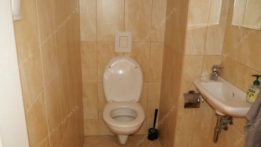 Kiadó albérlet 400000 Ft/hó áron: Budapest, XI. kerület  Kondorosi út. Mérete: 83 nm, 3 szobás | Alberlet.hu - 6571698