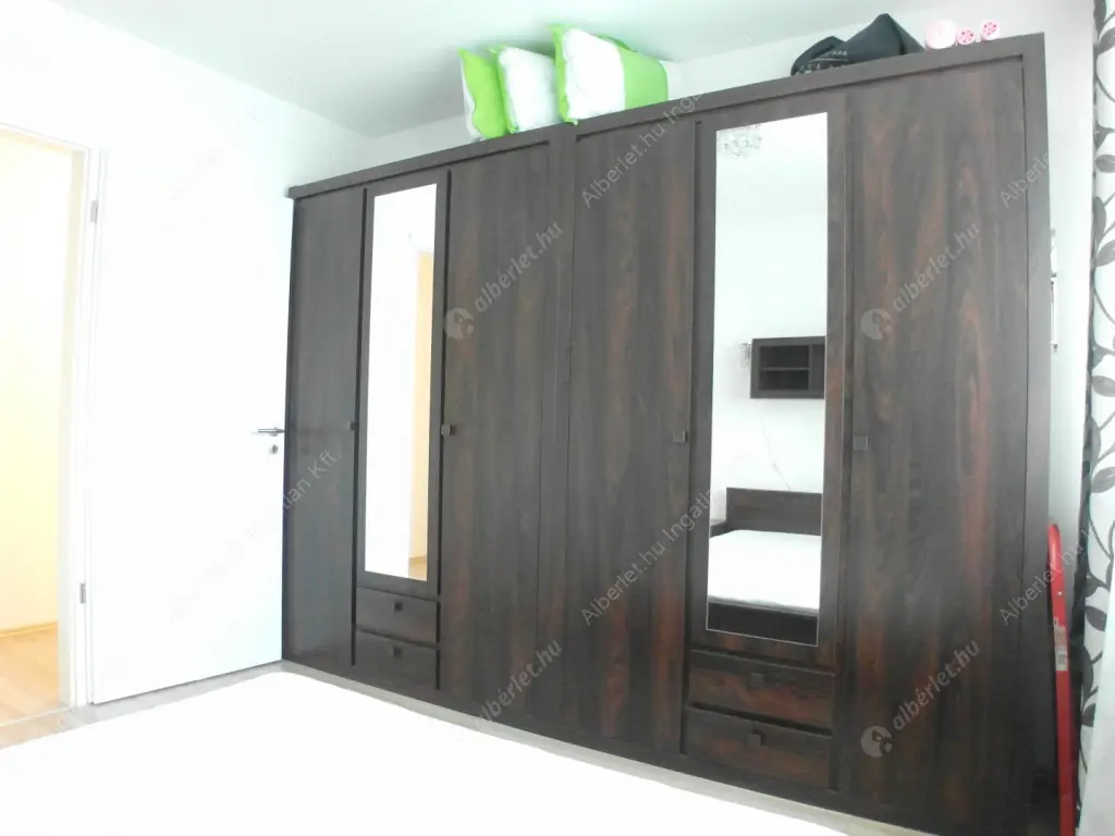 Kiadó albérlet 400000 Ft/hó áron: Budapest, XI. kerület  Kondorosi út. Mérete: 83 nm, 3 szobás | Alberlet.hu - 6571700