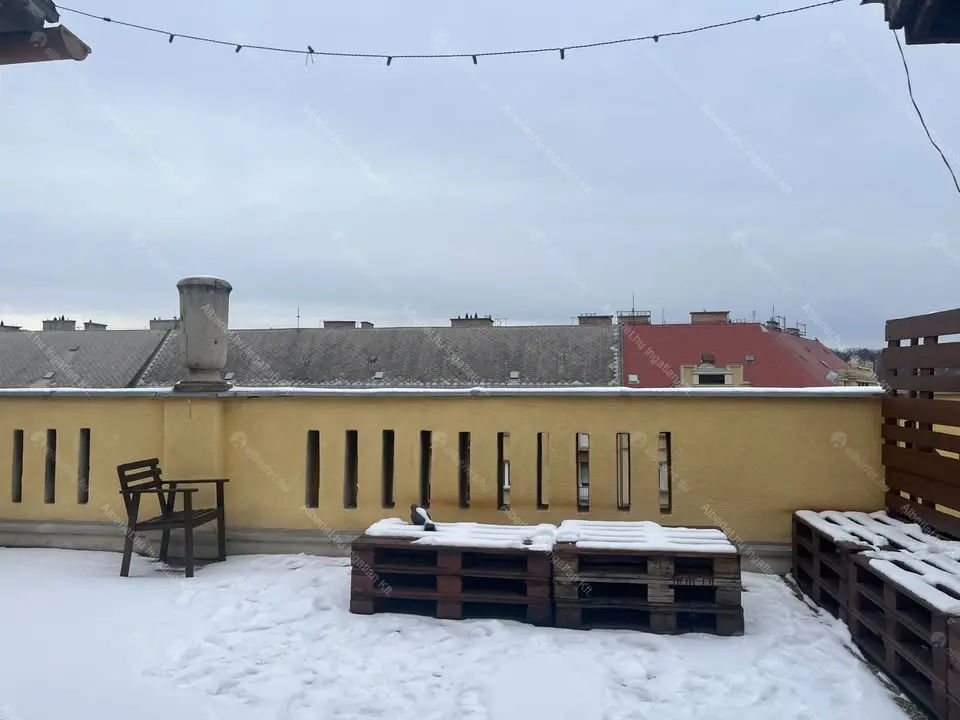 Kiadó albérlet 300000 Ft/hó áron: Budapest, XI. kerület  Kosztolányi Dezső tér. Mérete: 54 nm, 2 szobás | Alberlet.hu - 6677940