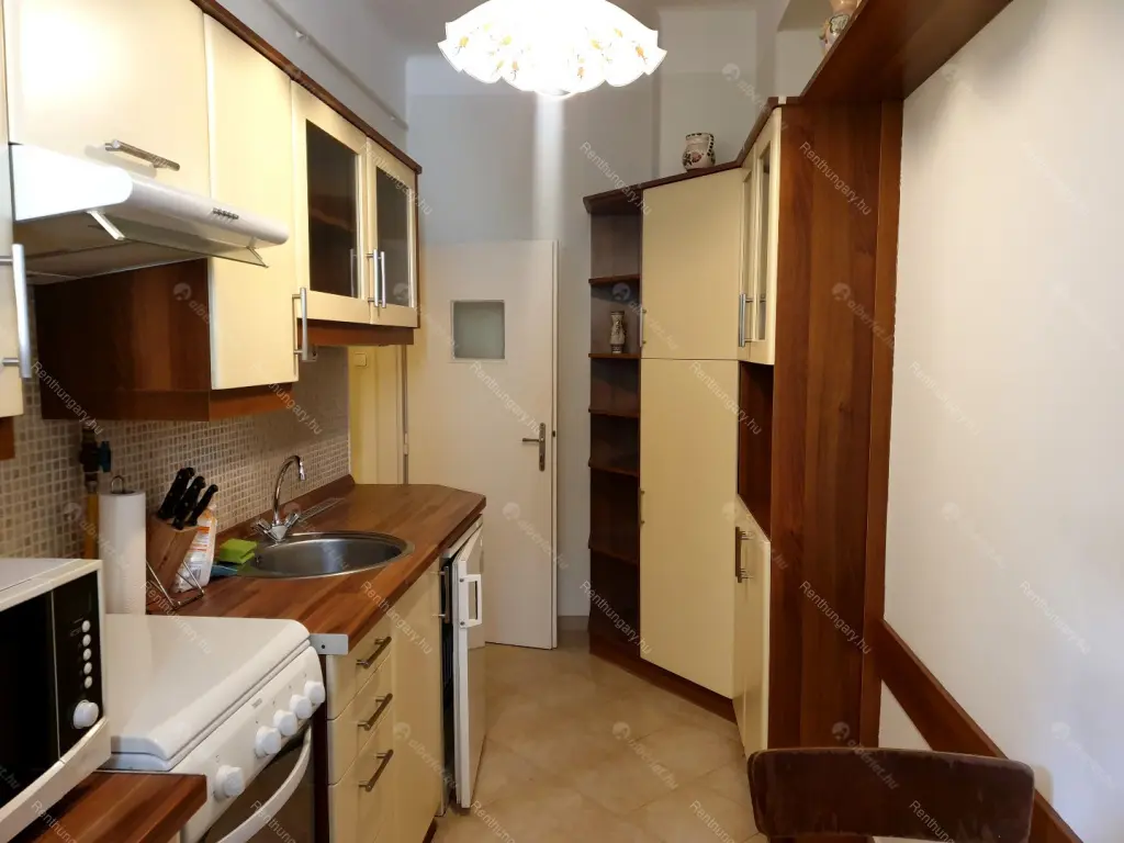 Kiadó albérlet 280000 Ft/hó áron: Budapest, XI. kerület  Lágymányosi utca. Mérete: 54 nm, 1 szobás | Alberlet.hu - 5925814