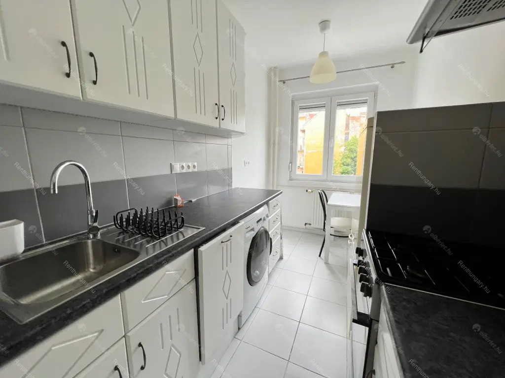 Kiadó albérlet 389000 Ft/hó áron: Budapest, XI. kerület  Lágymányosi utca. Mérete: 72 nm, 3 szobás | Alberlet.hu - 6664411