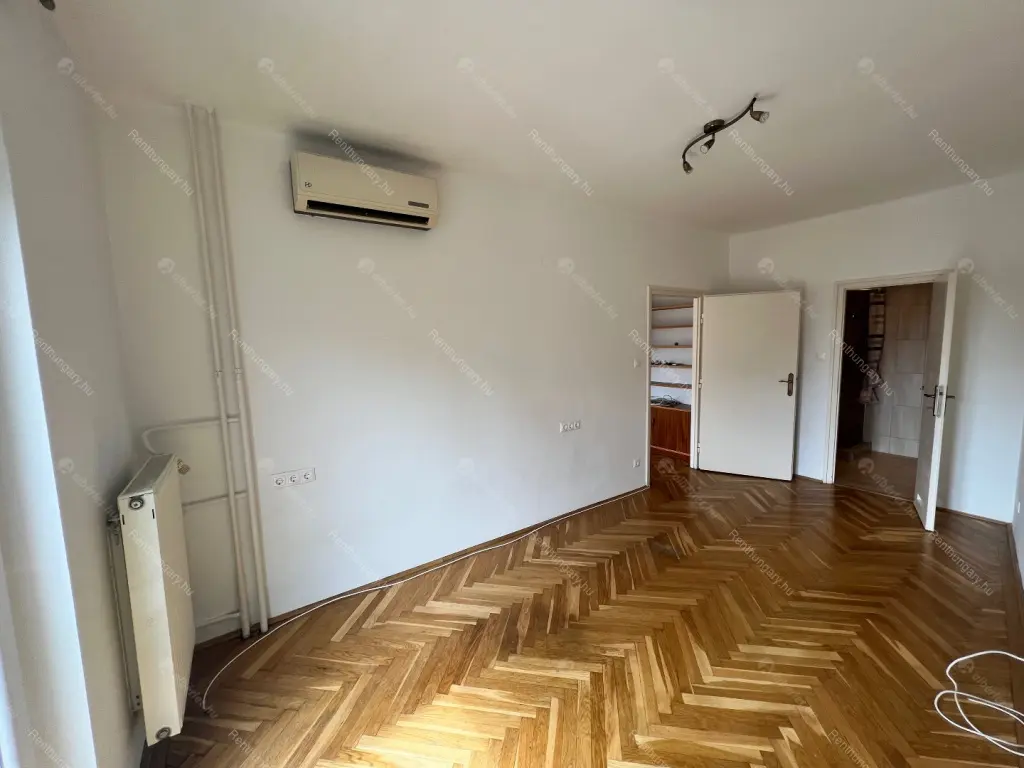 Kiadó albérlet 360000 Ft/hó áron: Budapest, XI. kerület  Lágymányosi utca. Mérete: 72 nm, 3 szobás | Alberlet.hu - 6708526