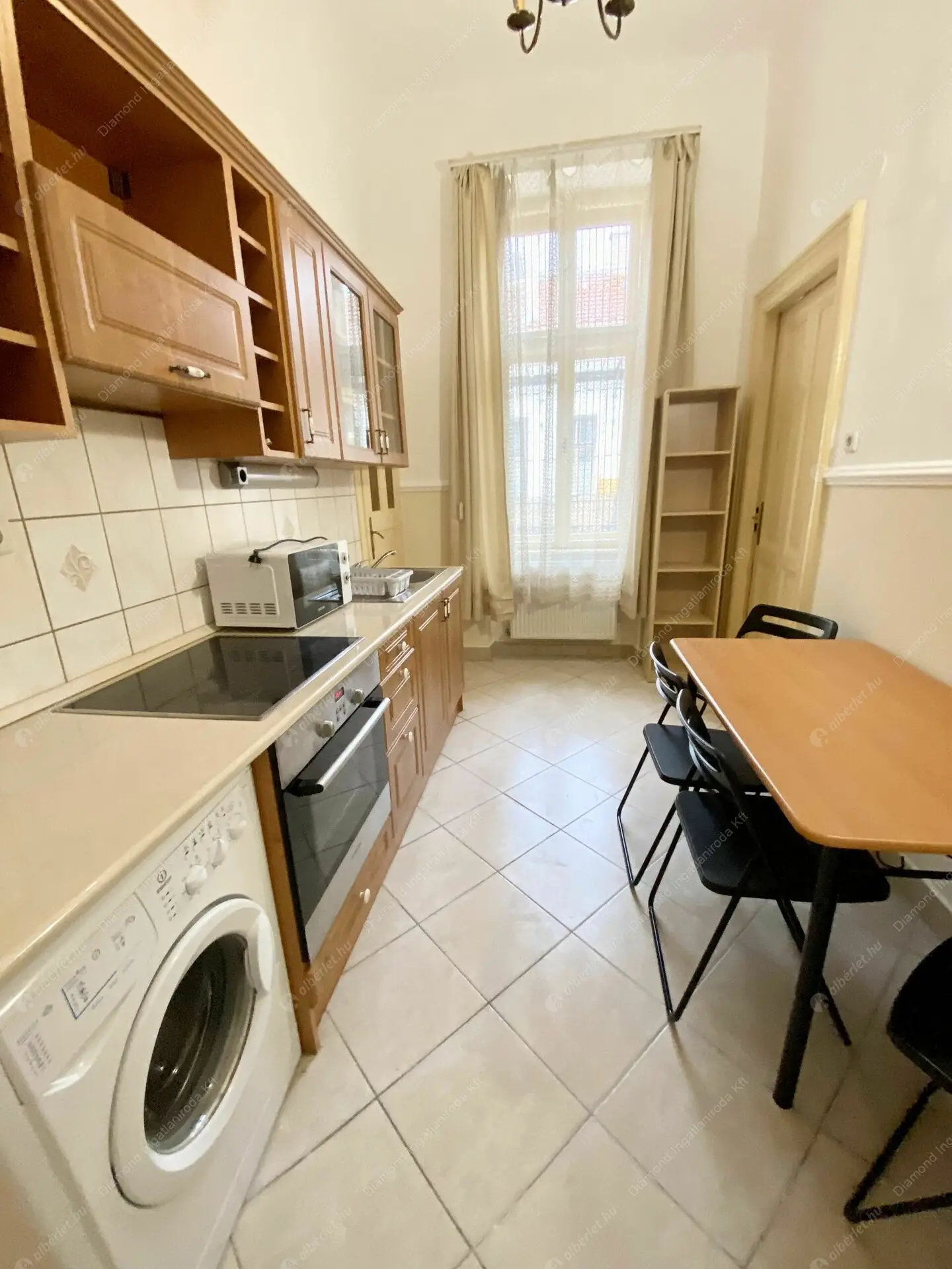 Kiadó albérlet 260000 Ft/hó áron: Budapest, XI. kerület  Lágymányosi utca. Mérete: 75 nm, 2 szobás | Alberlet.hu - 5997929