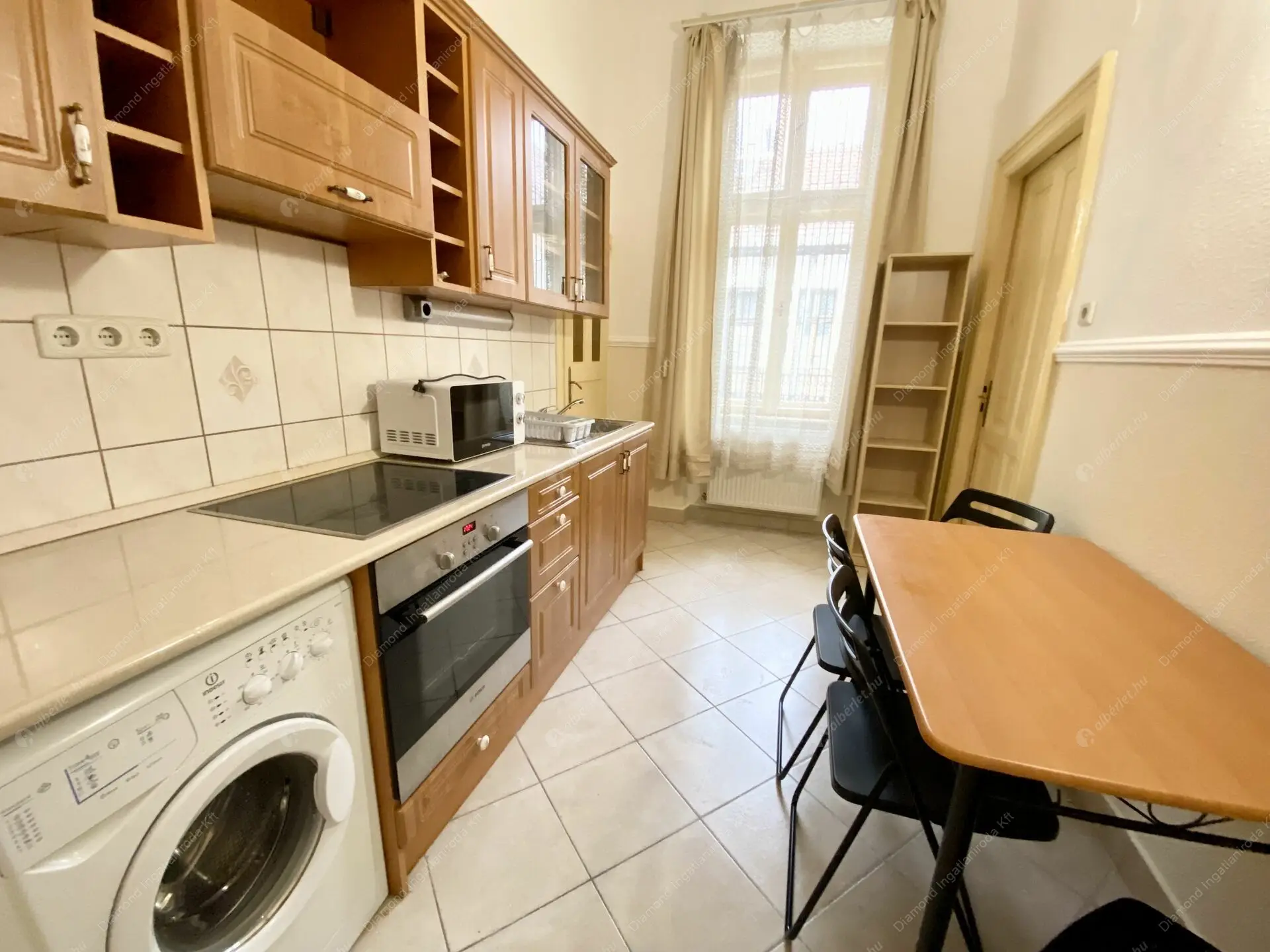 Kiadó albérlet 260000 Ft/hó áron: Budapest, XI. kerület  Lágymányosi utca. Mérete: 75 nm, 2 szobás | Alberlet.hu - 5997930