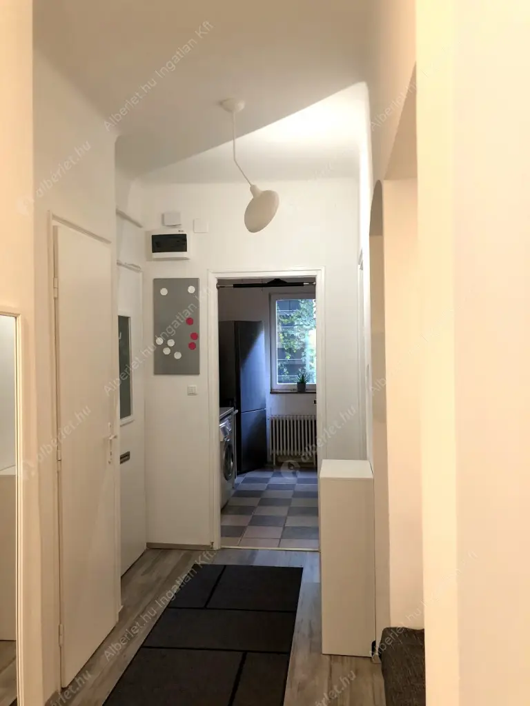 Kiadó albérlet 450000 Ft/hó áron: Budapest, XI. kerület  Lágymányosi utca. Mérete: 80 nm, 2 szobás | Alberlet.hu - 6579780