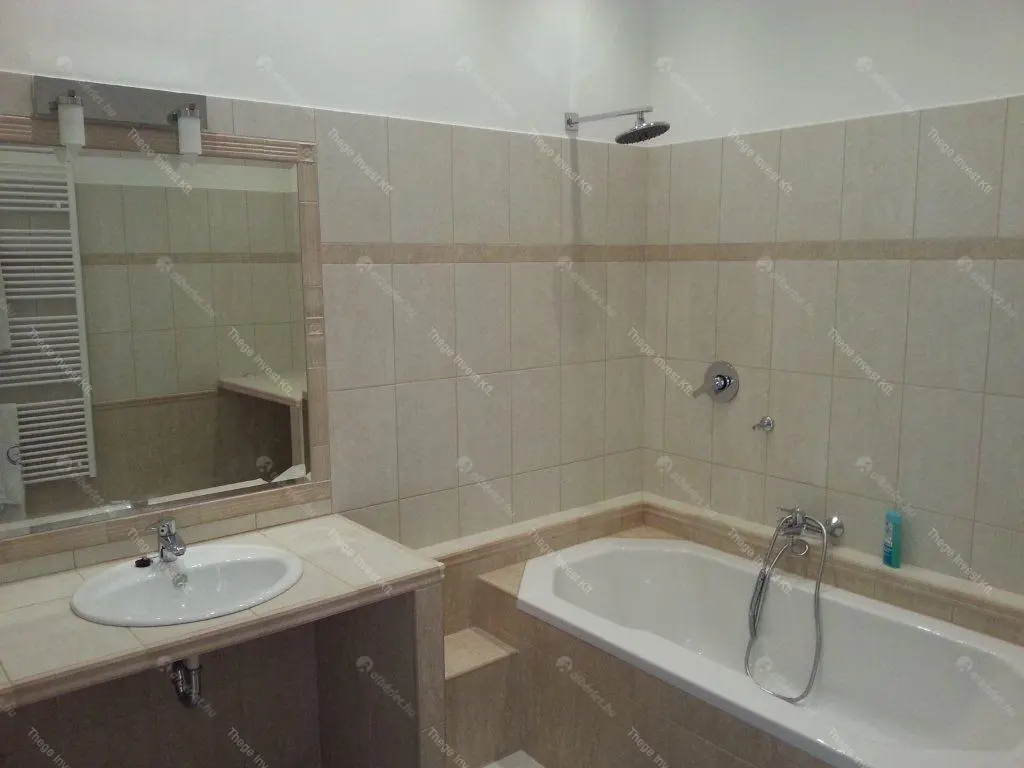 Kiadó albérlet 350000 Ft/hó áron: Budapest, XI. kerület  Lágymányosi utca. Mérete: 81 nm, 3 szobás | Alberlet.hu - 6695407