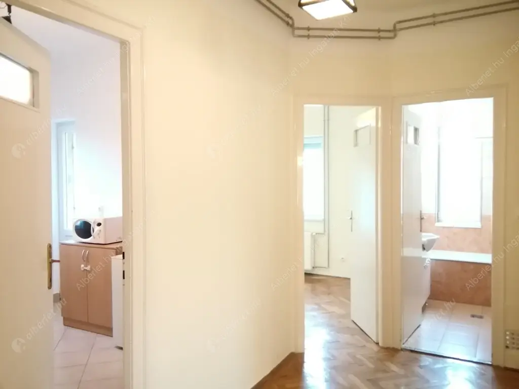 Kiadó albérlet 340000 Ft/hó áron: Budapest, XI. kerület  Laufenauer utca. Mérete: 86 nm, 2 szobás | Alberlet.hu - 6519812