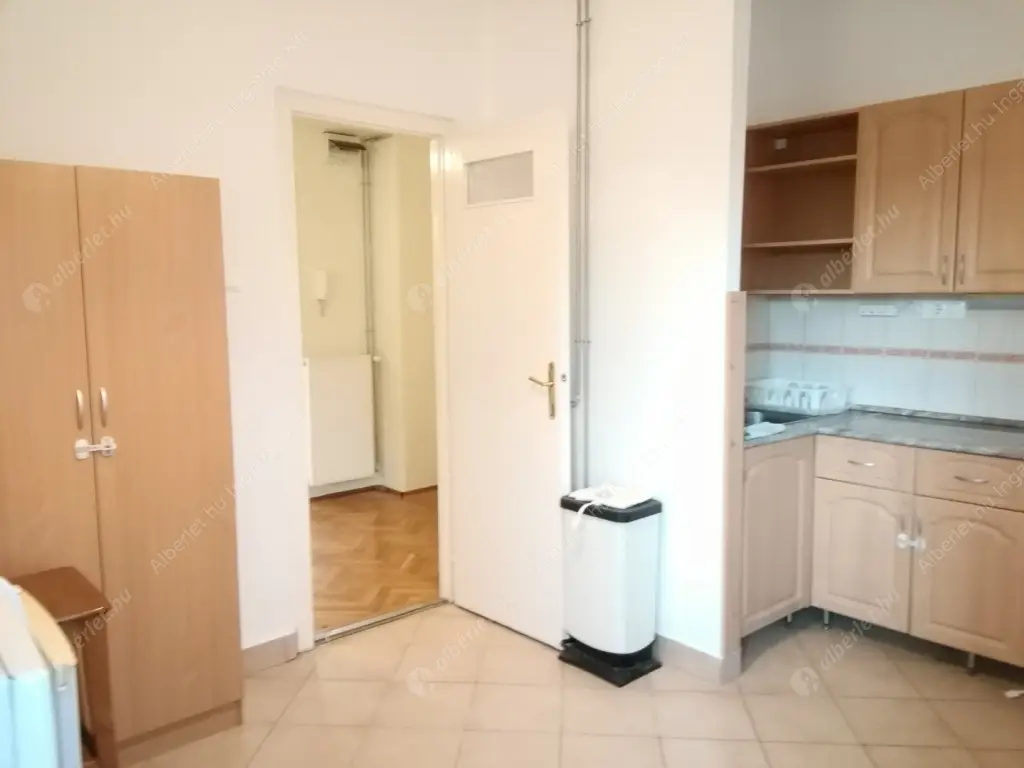 Kiadó albérlet 340000 Ft/hó áron: Budapest, XI. kerület  Laufenauer utca. Mérete: 86 nm, 2 szobás | Alberlet.hu - 6625417