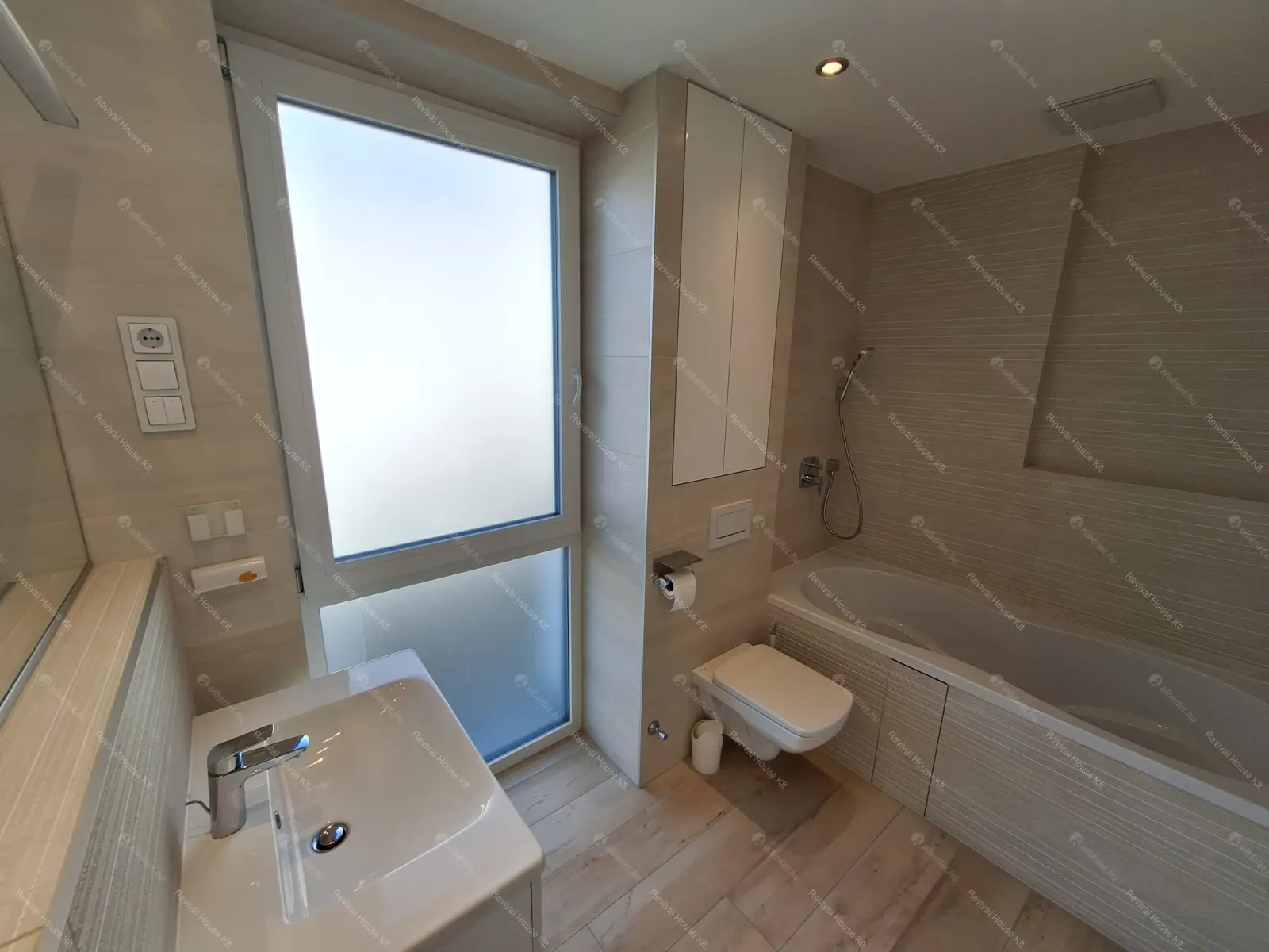 Kiadó albérlet 790000 Ft/hó áron: Budapest, XI. kerület  Lépés utca. Mérete: 100 nm, 4 szobás | Alberlet.hu - 6693342