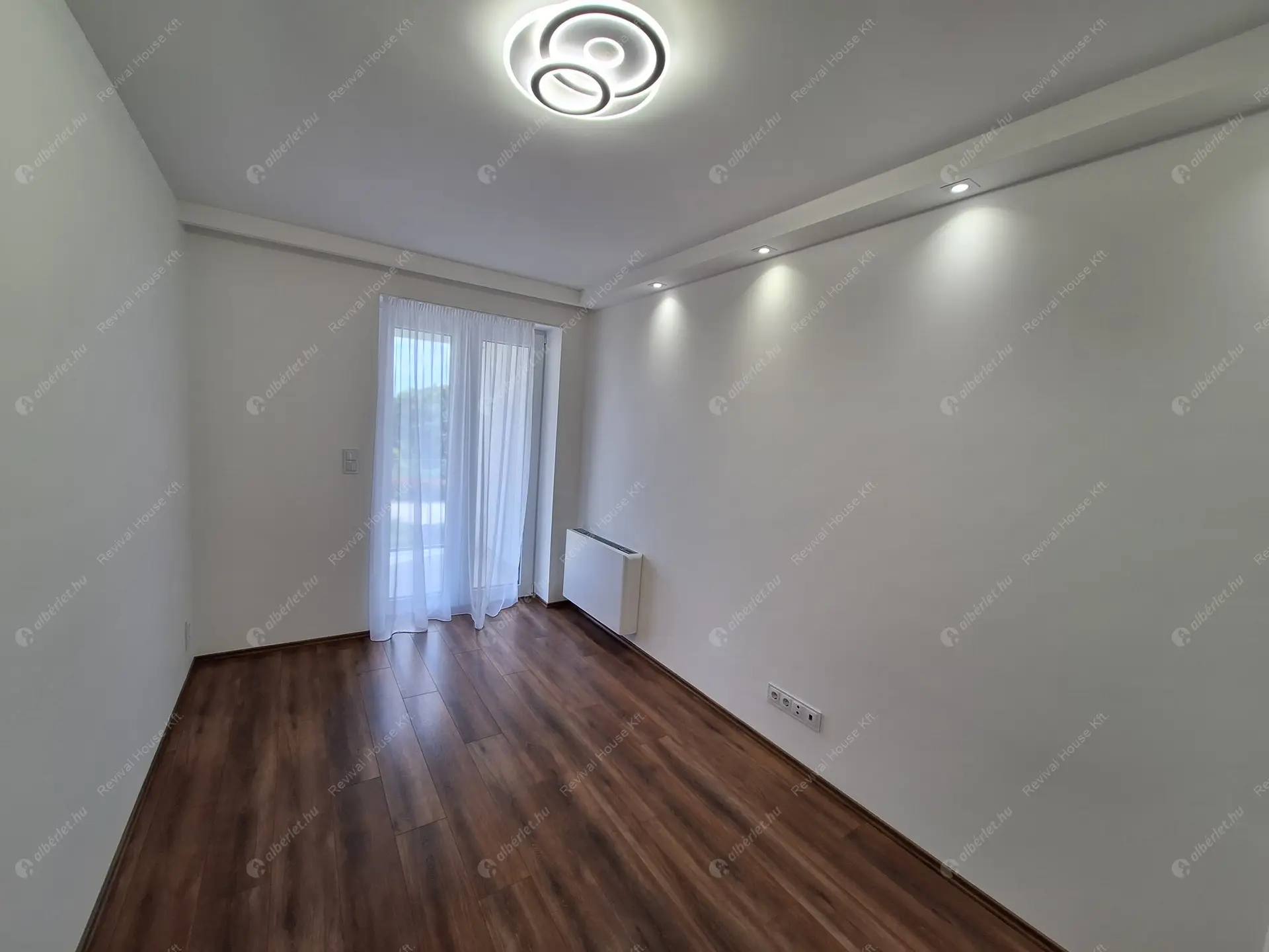 Kiadó albérlet 900000 Ft/hó áron: Budapest, XI. kerület  Lépés utca. Mérete: 133 nm, 5 szobás | Alberlet.hu - 6458105