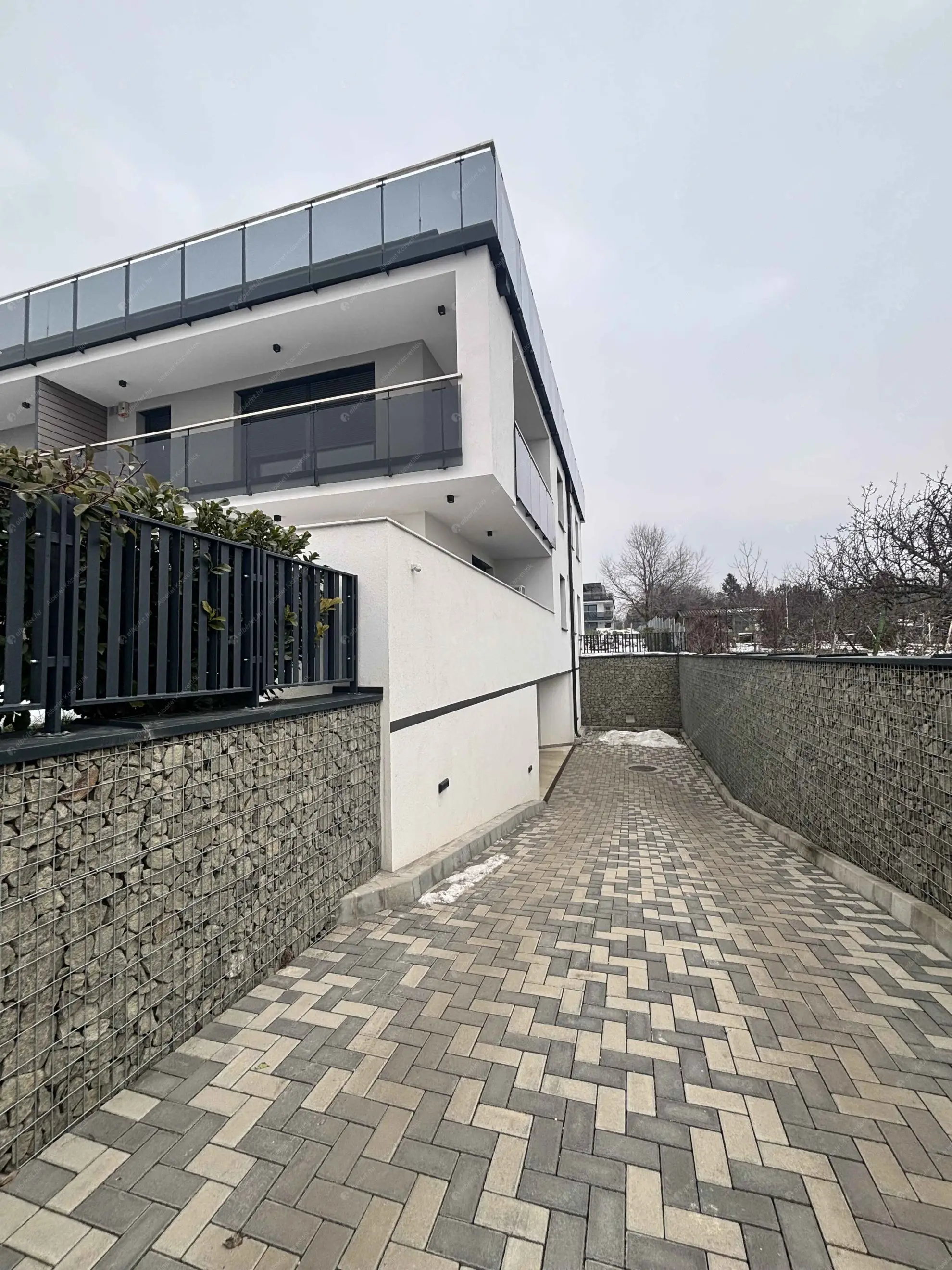 Kiadó albérlet 500000 Ft/hó áron: Budapest, XI. kerület  Madárhegyi út. Mérete: 70 nm, 3 szobás | Alberlet.hu - 6631388