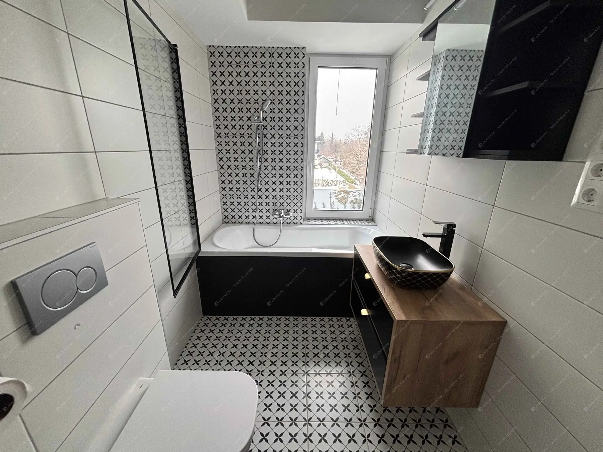 Kiadó albérlet 500000 Ft/hó áron: Budapest, XI. kerület  Madárhegyi út. Mérete: 70 nm, 3 szobás | Alberlet.hu - 6631411