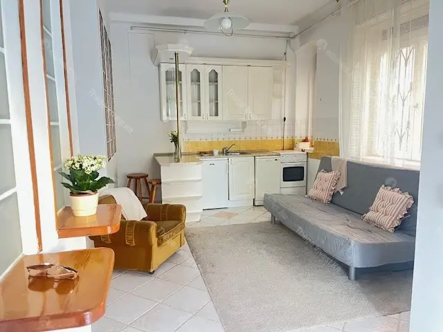 Kiadó albérlet 270000 Ft/hó áron: Budapest, XI. kerület  Mányoki út. Mérete: 47 nm, 1 szobás | Alberlet.hu - 6707224