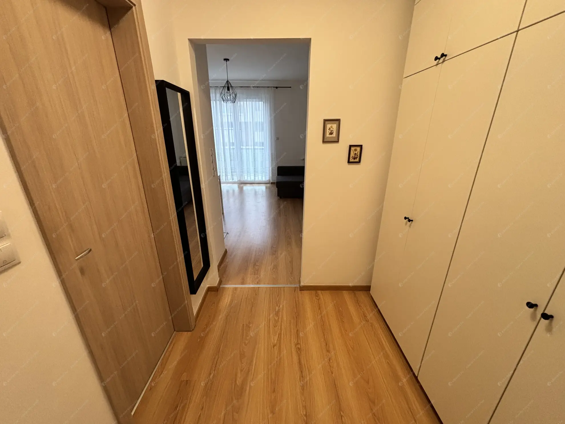 Kiadó albérlet 240000 Ft/hó áron: Budapest, XI. kerület  Medvetalp utca. Mérete: 32 nm, 1 szobás | Alberlet.hu - 6624503