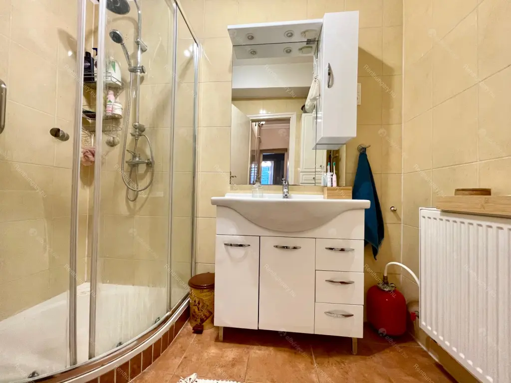 Kiadó albérlet 290000 Ft/hó áron: Budapest, XI. kerület  Ménesi út. Mérete: 60 nm, 2 szobás | Alberlet.hu - 6344972