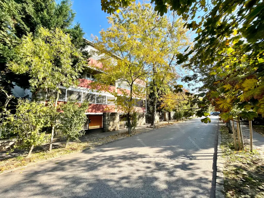 Kiadó albérlet 290000 Ft/hó áron: Budapest, XI. kerület  Ménesi út. Mérete: 60 nm, 2 szobás | Alberlet.hu - 6344981