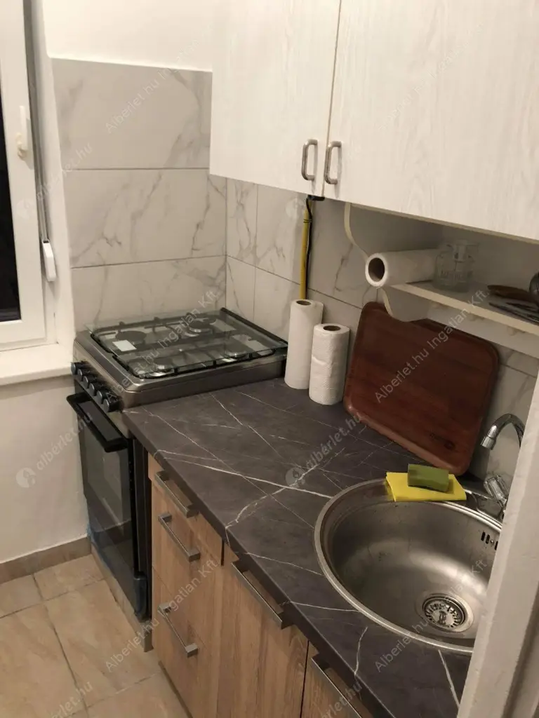 Kiadó albérlet 280000 Ft/hó áron: Budapest, XI. kerület  Ménesi út. Mérete: 64 nm, 2 szobás | Alberlet.hu - 6572910