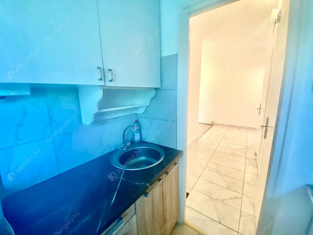 Kiadó albérlet 280000 Ft/hó áron: Budapest, XI. kerület  Ménesi út. Mérete: 65 nm, 2 szobás | Alberlet.hu - 6579979