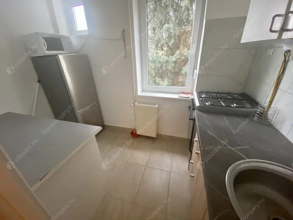 Kiadó albérlet 280000 Ft/hó áron: Budapest, XI. kerület  Ménesi út. Mérete: 65 nm, 2 szobás | Alberlet.hu - 6579991