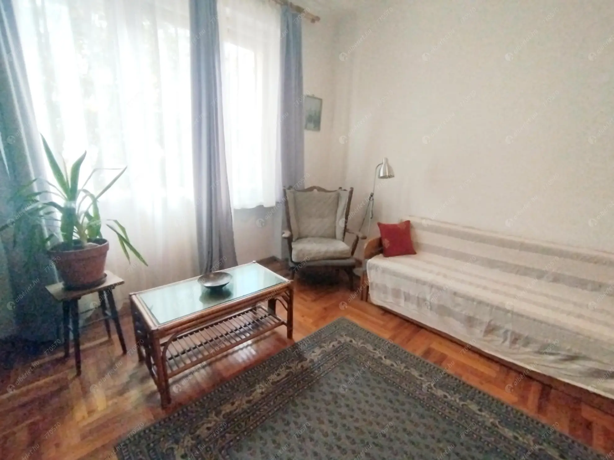 Kiadó albérlet 180000 Ft/hó áron: Budapest, XI. kerület  Mezőkövesd út. Mérete: 34 nm, 1 szobás | Alberlet.hu - 6574665