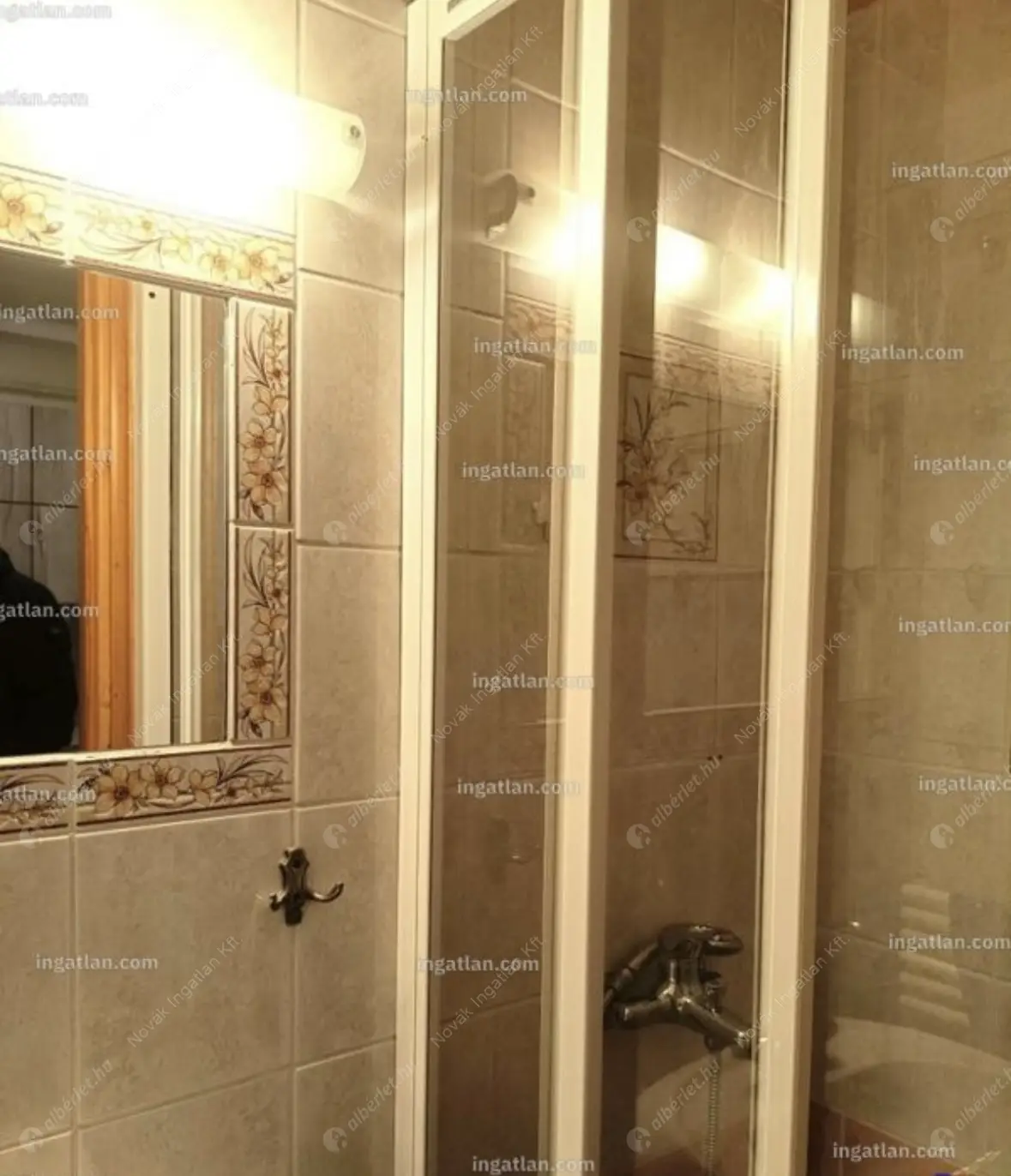 Kiadó albérlet 170000 Ft/hó áron: Budapest, XI. kerület  Mezőkövesd út. Mérete: 34 nm, 1 szobás | Alberlet.hu - 6630594