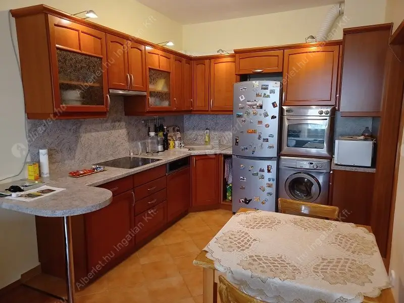 Kiadó albérlet 265000 Ft/hó áron: Budapest, XI. kerület  Nádorliget utca. Mérete: 44 nm, 2 szobás | Alberlet.hu - 6555276