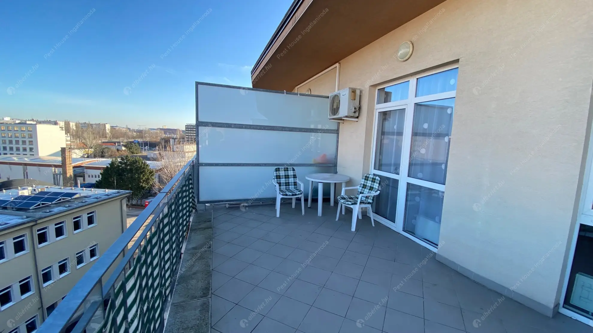 Kiadó albérlet 260000 Ft/hó áron: Budapest, XI. kerület  Nádorliget utca. Mérete: 46 nm, 2 szobás | Alberlet.hu - 6598555