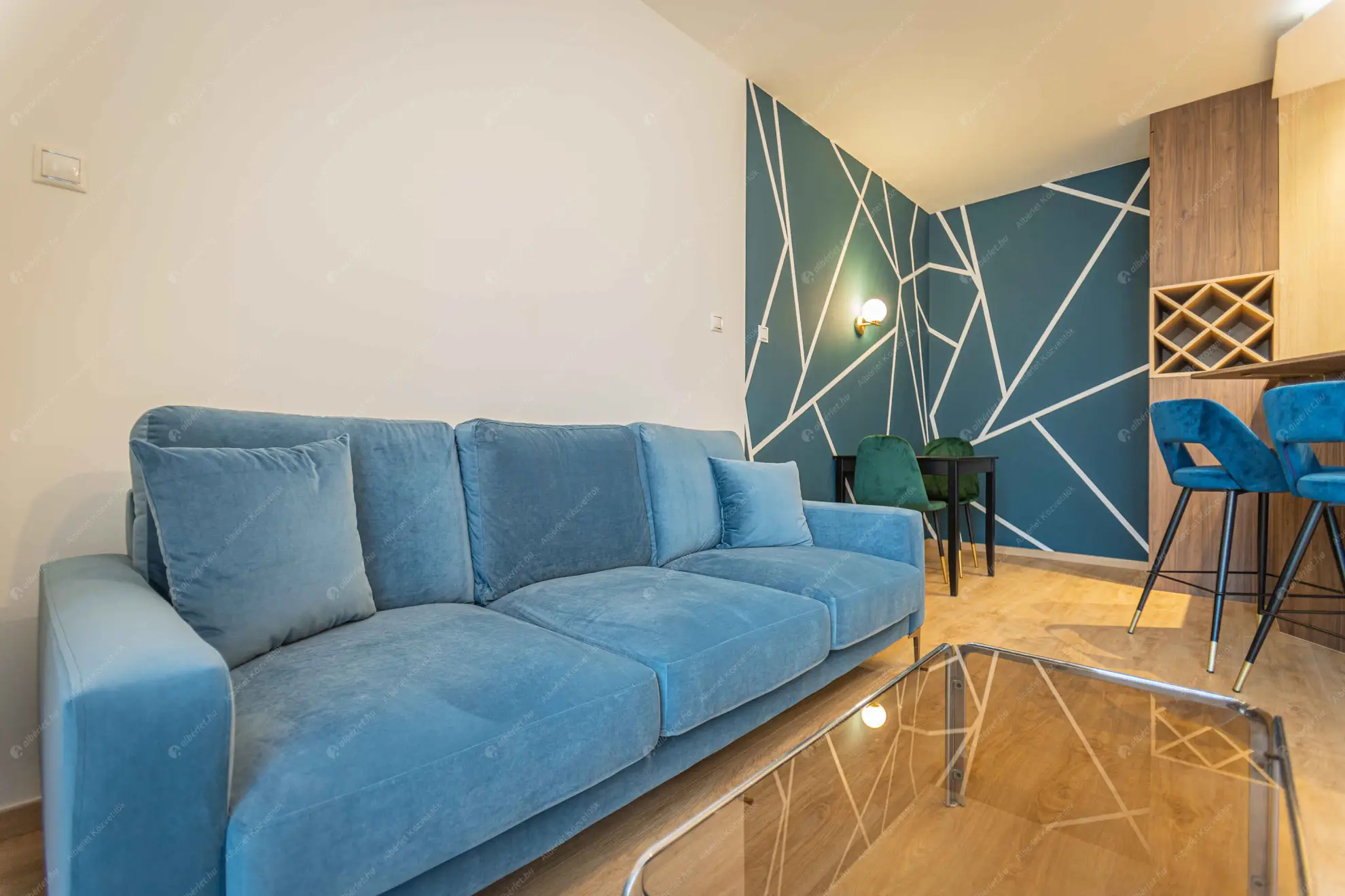 Kiadó albérlet 360000 Ft/hó áron: Budapest, XI. kerület  Nádorliget utca. Mérete: 54 nm, 2 szobás | Alberlet.hu - 6581208