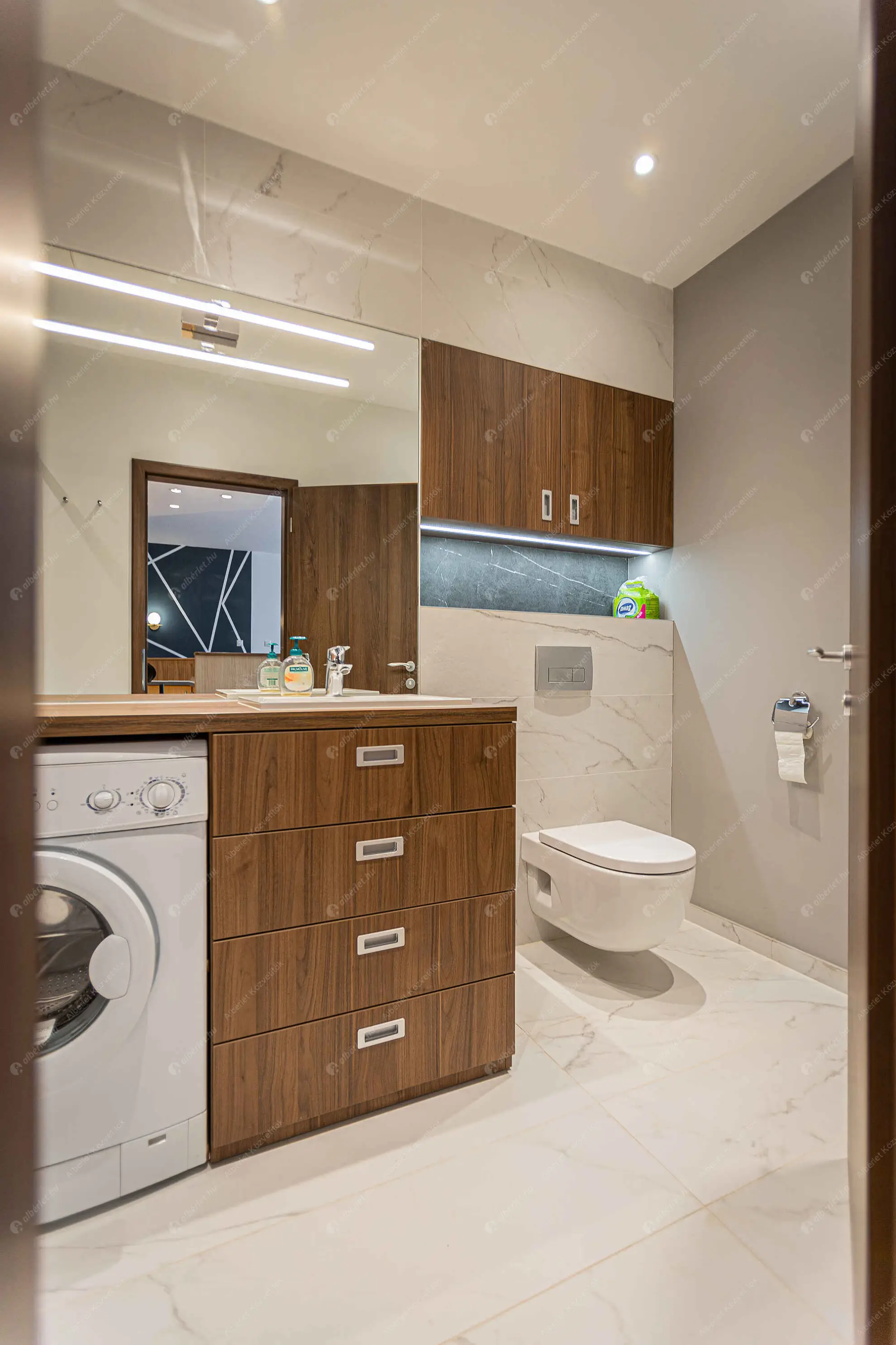 Kiadó albérlet 360000 Ft/hó áron: Budapest, XI. kerület  Nádorliget utca. Mérete: 54 nm, 2 szobás | Alberlet.hu - 6581212