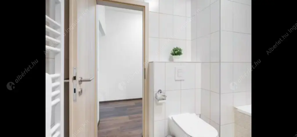 Kiadó albérlet 265000 Ft/hó áron: Budapest, XI. kerület  Napkelte utca. Mérete: 35 nm, 1 szobás | Alberlet.hu - 6560504