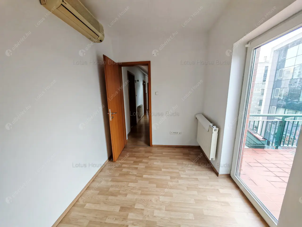 Kiadó albérlet 380000 Ft/hó áron: Budapest, XI. kerület  Naprózsa utca. Mérete: 65 nm, 2 szobás | Alberlet.hu - 6592234