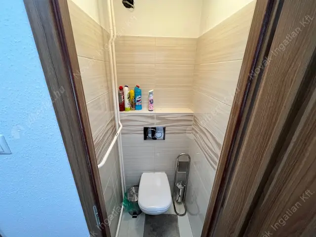 Kiadó albérlet 280000 Ft/hó áron: Budapest, XI. kerület  Neszmélyi út. Mérete: 55 nm, 3 szobás | Alberlet.hu - 6574363