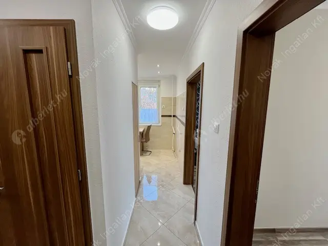 Kiadó albérlet 280000 Ft/hó áron: Budapest, XI. kerület  Neszmélyi út. Mérete: 55 nm, 3 szobás | Alberlet.hu - 6574369