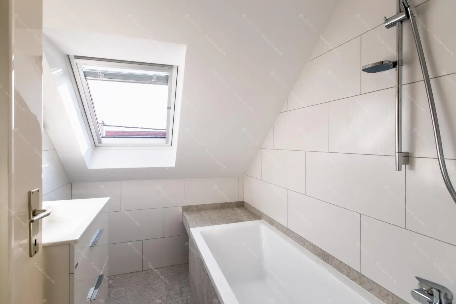 Kiadó albérlet 1100000 Ft/hó áron: Budapest, XI. kerület  Õrség utca. Mérete: 180 nm, 5 szobás | Alberlet.hu - 5616106