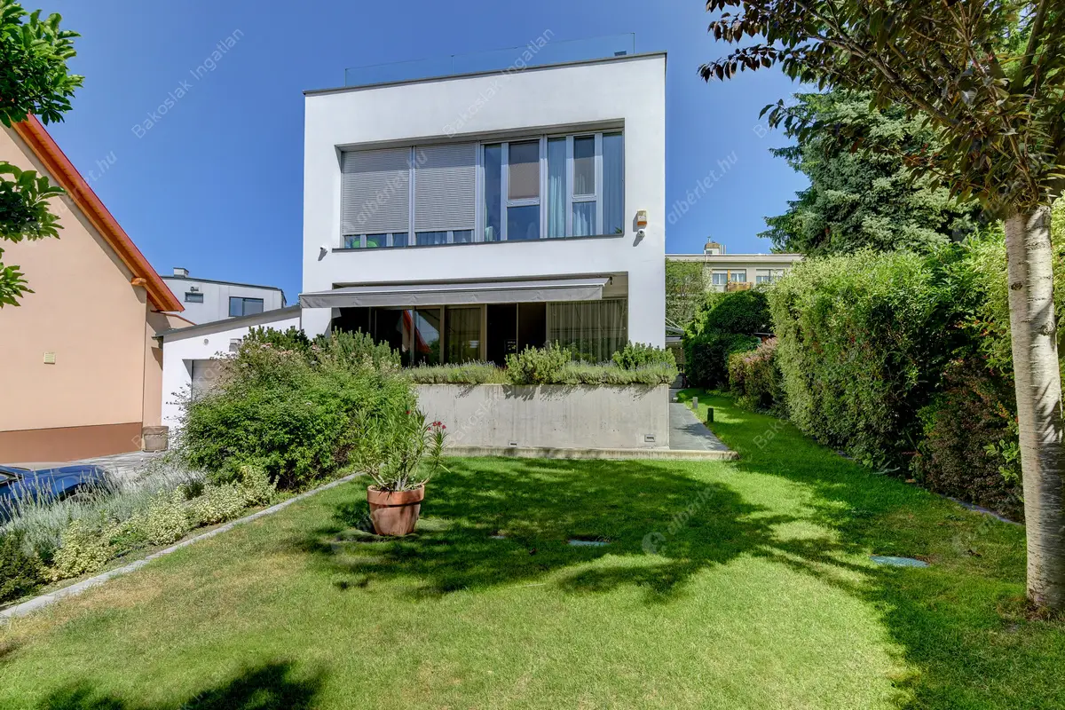 Kiadó albérlet 1738000 Ft/hó áron: Budapest, XI. kerület  Õrség utca. Mérete: 190 nm, 5 szobás | Alberlet.hu - 6554637