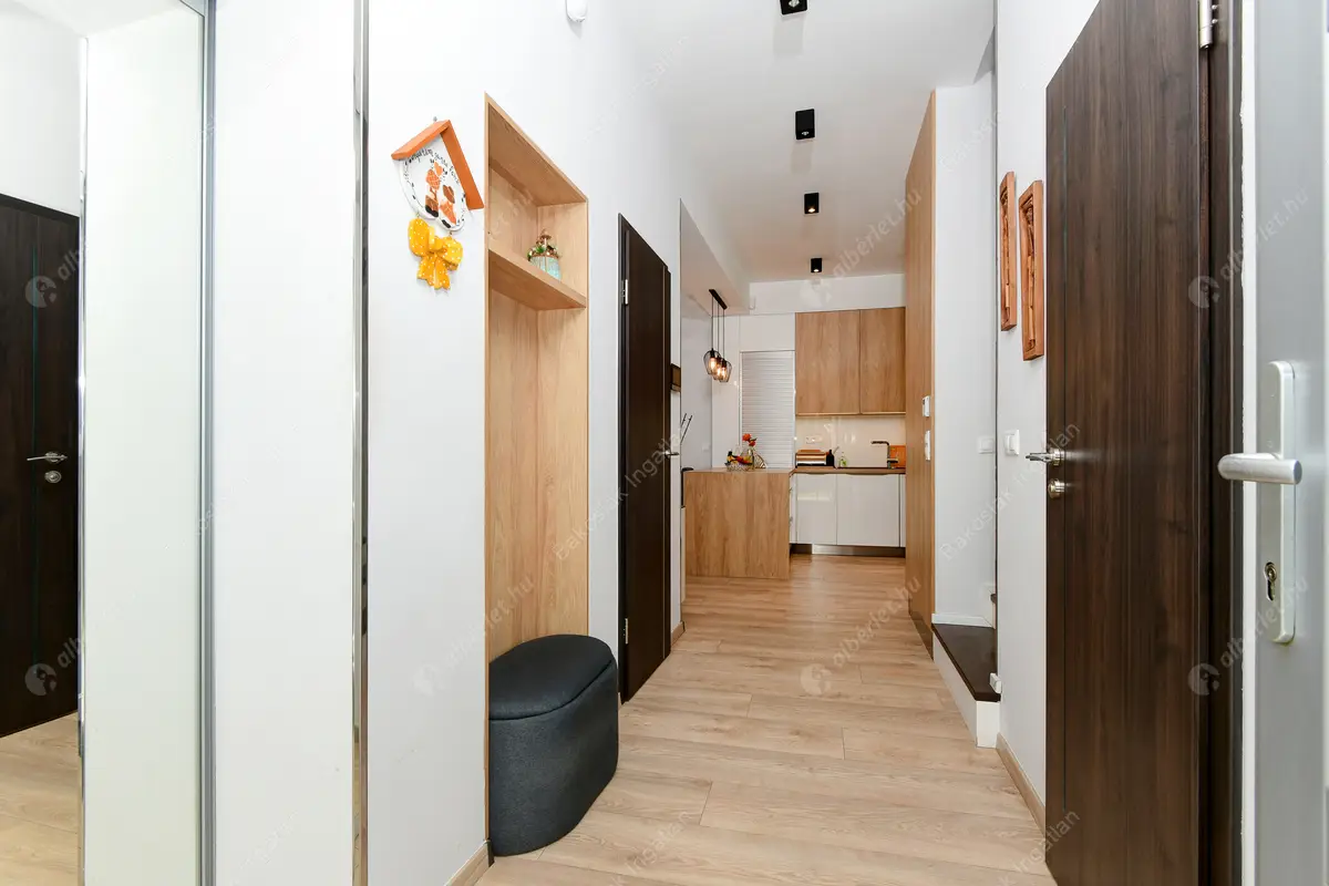 Kiadó albérlet 1738000 Ft/hó áron: Budapest, XI. kerület  Õrség utca. Mérete: 190 nm, 5 szobás | Alberlet.hu - 6554638