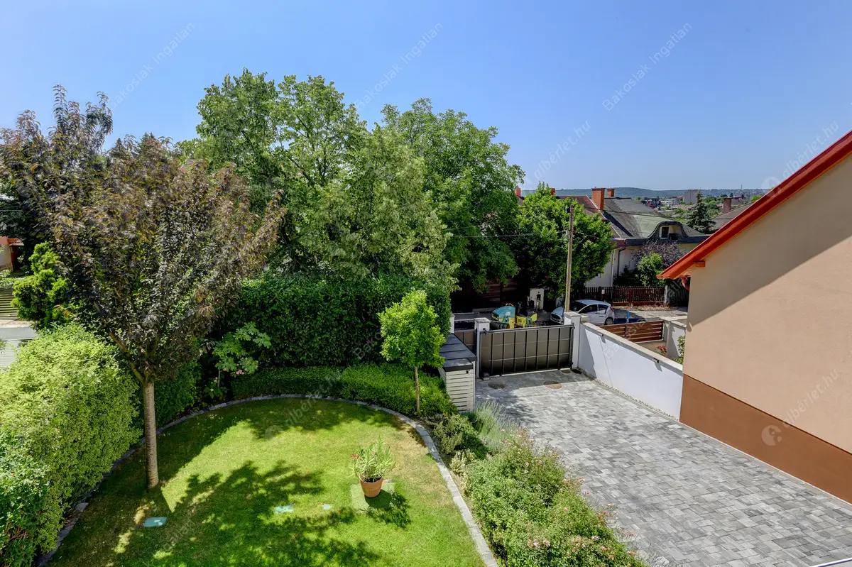 Kiadó albérlet 1738000 Ft/hó áron: Budapest, XI. kerület  Õrség utca. Mérete: 190 nm, 5 szobás | Alberlet.hu - 6554653