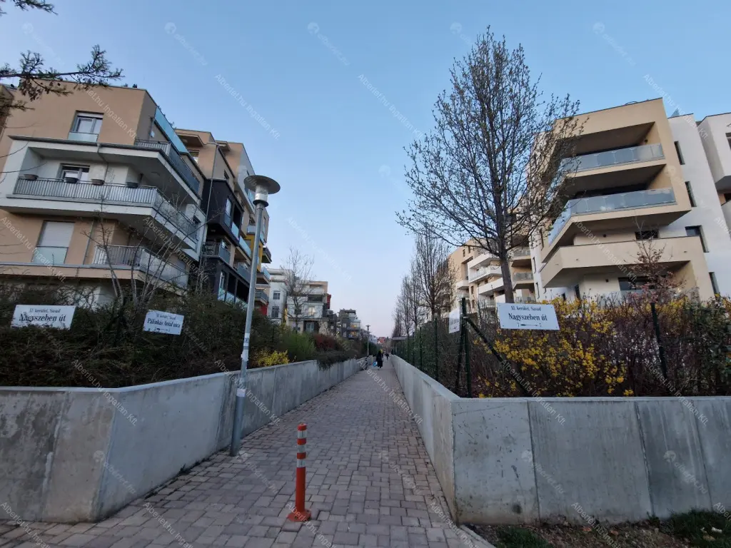 Kiadó albérlet 240000 Ft/hó áron: Budapest, XI. kerület  Pálinkás Antal utca. Mérete: 28 nm, 1 szobás | Alberlet.hu - 6679781