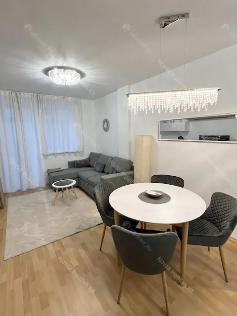 Kiadó albérlet 280000 Ft/hó áron: Budapest, XI. kerület  Péterhegyi út. Mérete: 43 nm, 2 szobás | Alberlet.hu - 6694709