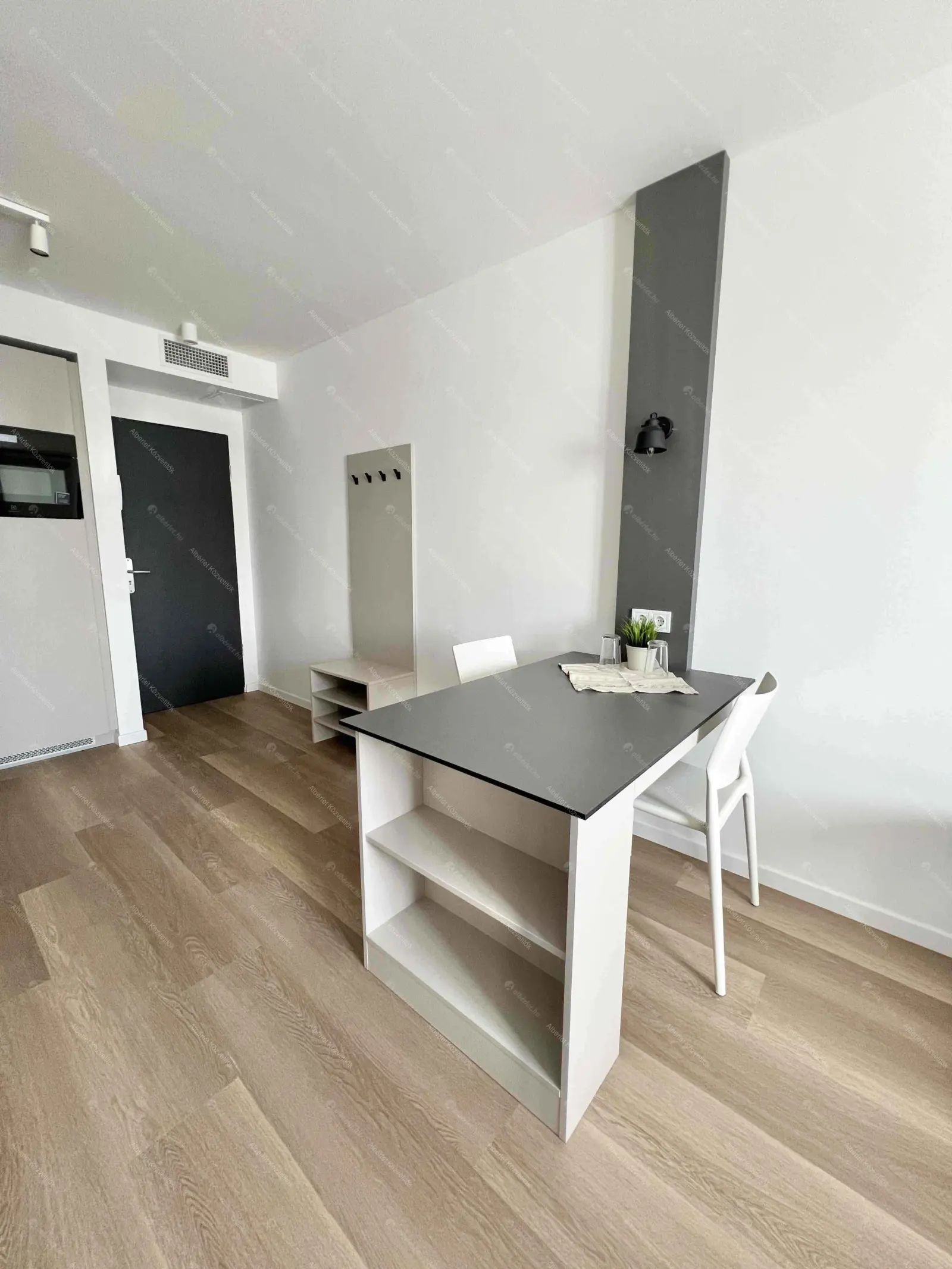 Kiadó albérlet 275000 Ft/hó áron: Budapest, XI. kerület  Prielle Kornélia utca. Mérete: 36 nm, 1 szobás | Alberlet.hu - 6695934