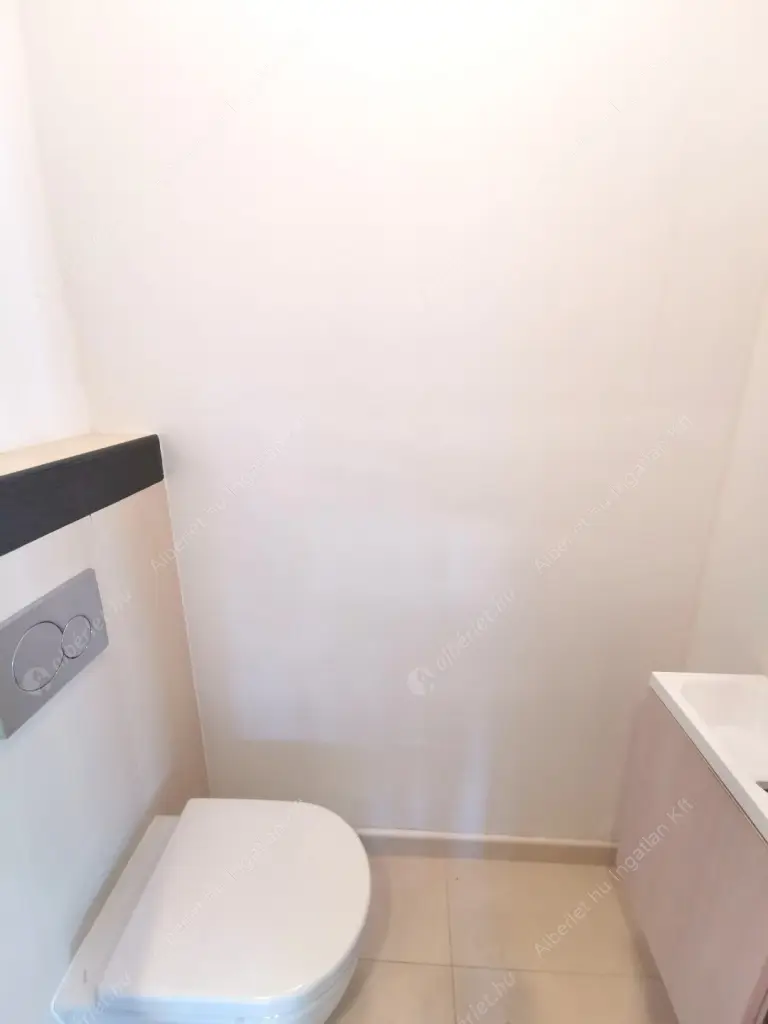 Kiadó albérlet 1145000 Ft/hó áron: Budapest, XI. kerület  Rákó utca. Mérete: 200 nm, 4 szobás | Alberlet.hu - 6578388