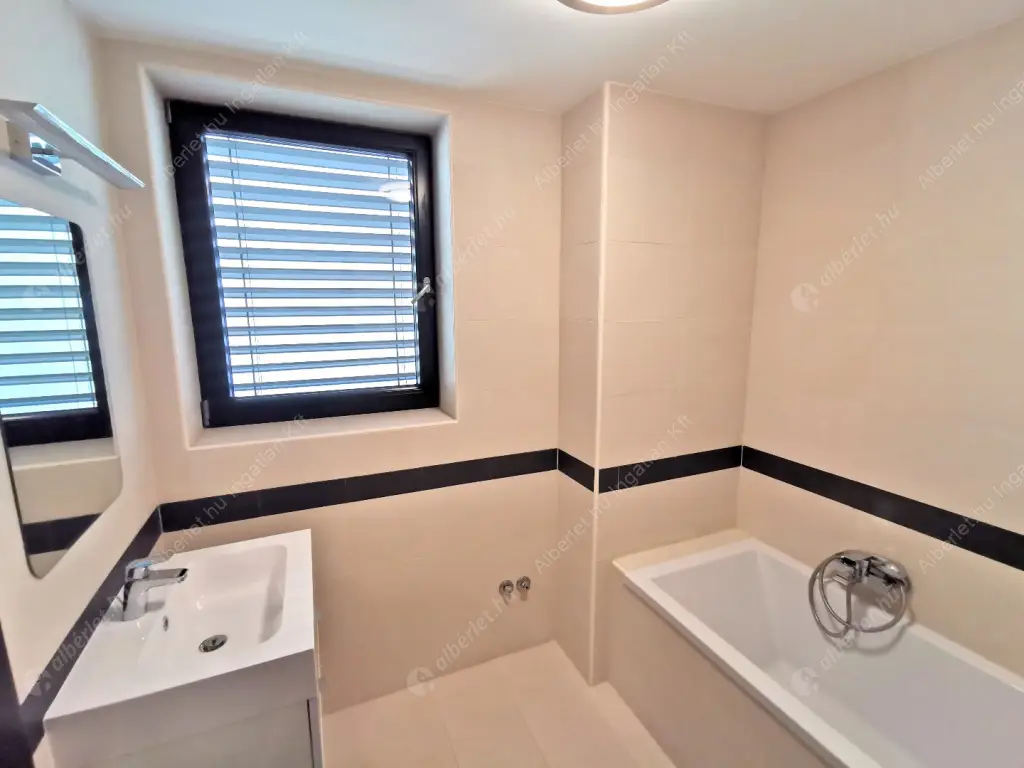 Kiadó albérlet 1145000 Ft/hó áron: Budapest, XI. kerület  Rákó utca. Mérete: 200 nm, 4 szobás | Alberlet.hu - 6578394