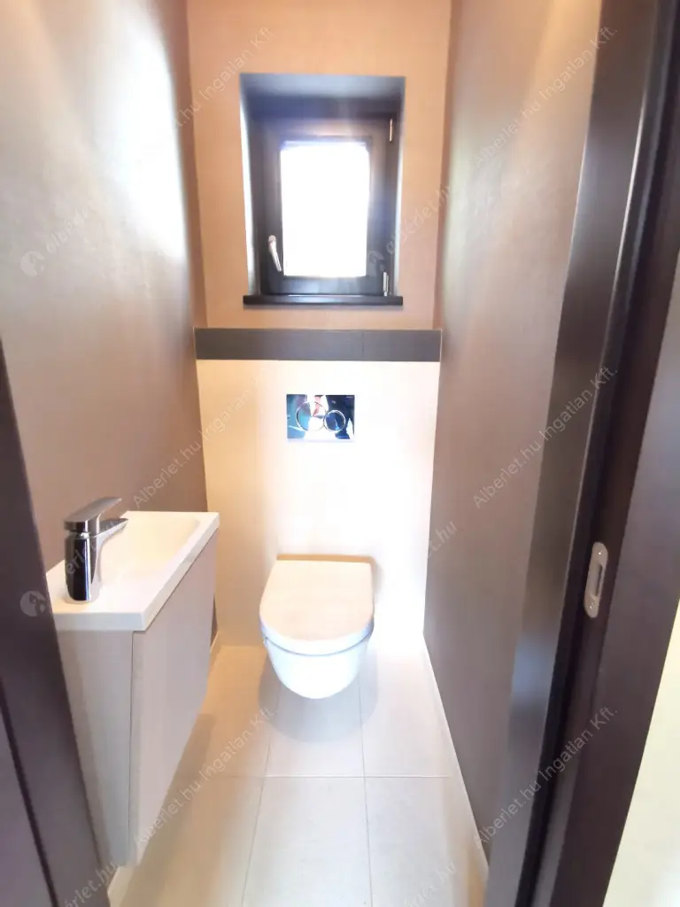 Kiadó albérlet 1145000 Ft/hó áron: Budapest, XI. kerület  Rákó utca. Mérete: 200 nm, 4 szobás | Alberlet.hu - 6578395