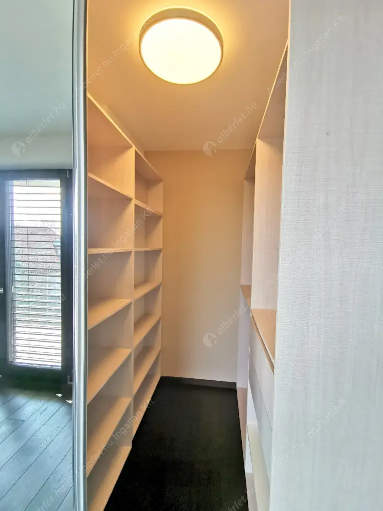 Kiadó albérlet 1145000 Ft/hó áron: Budapest, XI. kerület  Rákó utca. Mérete: 200 nm, 4 szobás | Alberlet.hu - 6578397