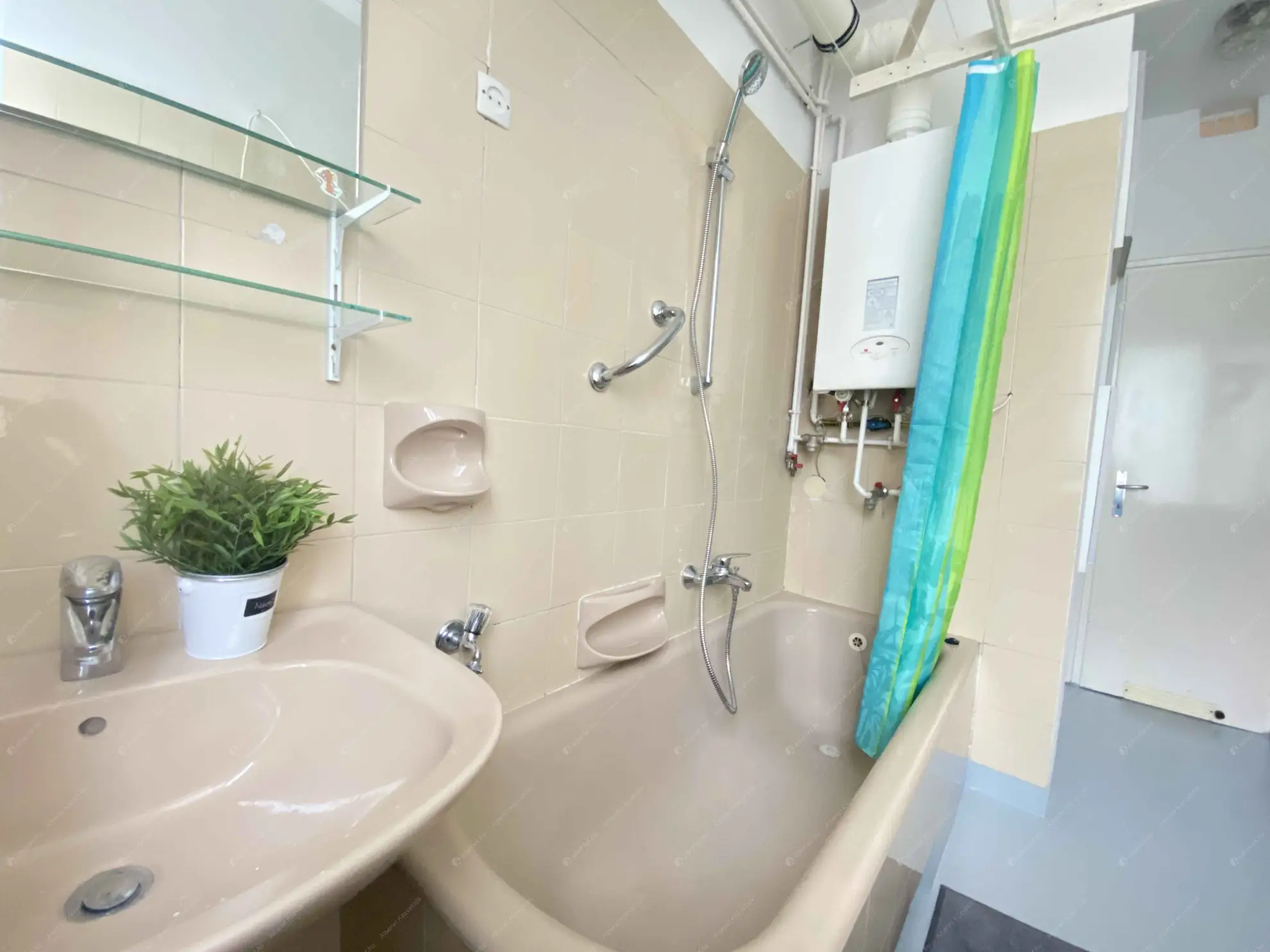 Kiadó albérlet 190000 Ft/hó áron: Budapest, XI. kerület  Rátz László utca. Mérete: 48 nm, 1 szobás | Alberlet.hu - 6602750