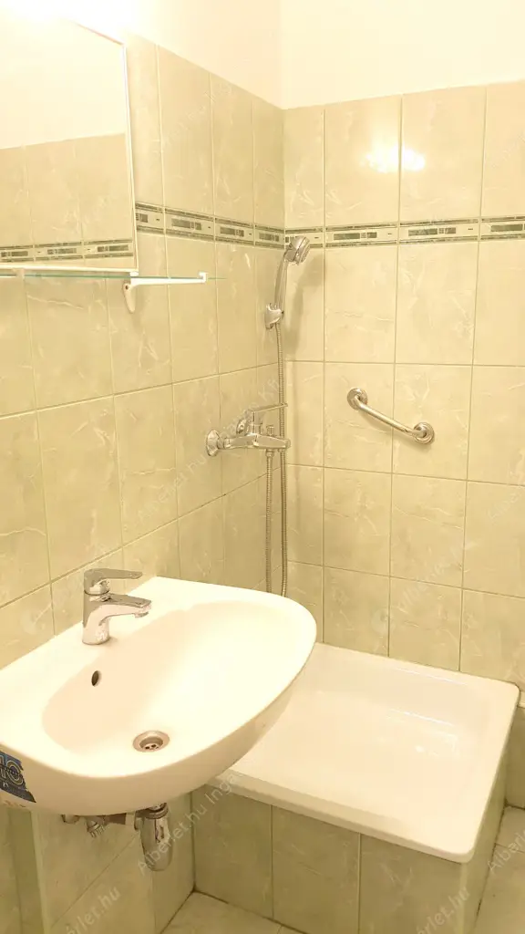 Kiadó albérlet 240000 Ft/hó áron: Budapest, XI. kerület  Regős utca. Mérete: 54 nm, 2 szobás | Alberlet.hu - 6560449