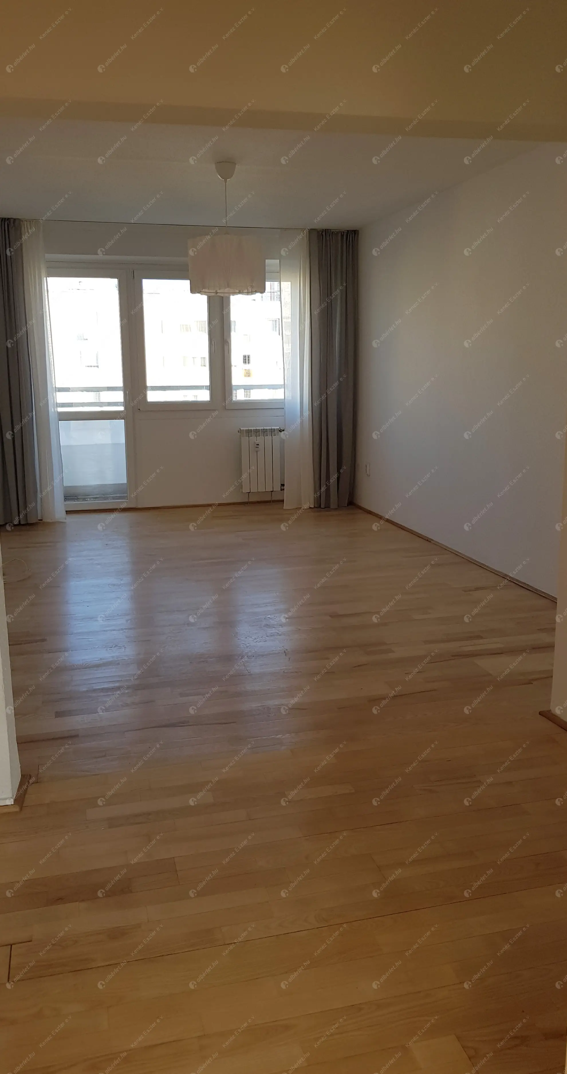 Kiadó albérlet 260000 Ft/hó áron: Budapest, XI. kerület  Regős utca. Mérete: 54 nm, 2 szobás | Alberlet.hu - 6569625