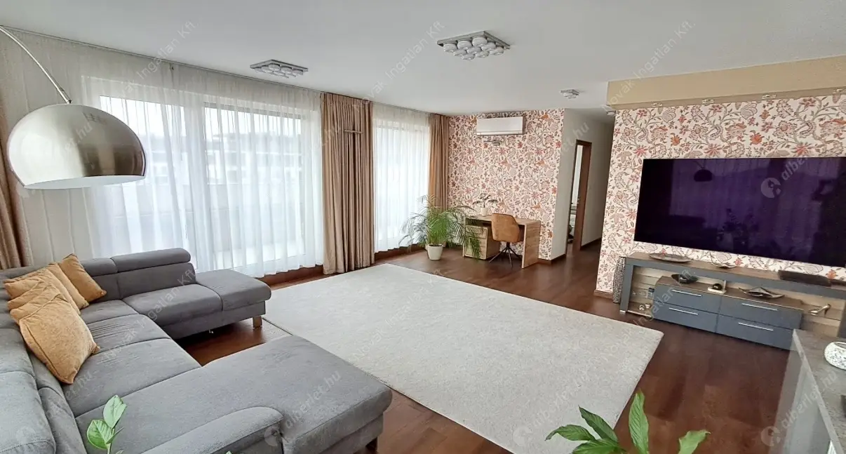 Kiadó albérlet 699000 Ft/hó áron: Budapest, XI. kerület  Rupphegyi út. Mérete: 108 nm, 3 szobás | Alberlet.hu - 6620546